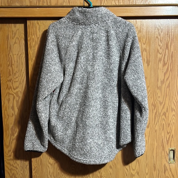 Maurices buffalo plaid SHERPA NWT size L - Picture 4 of 4